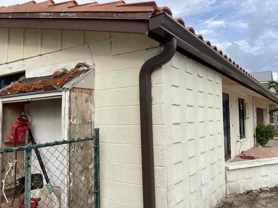 7" seamless gutters Cape Coral