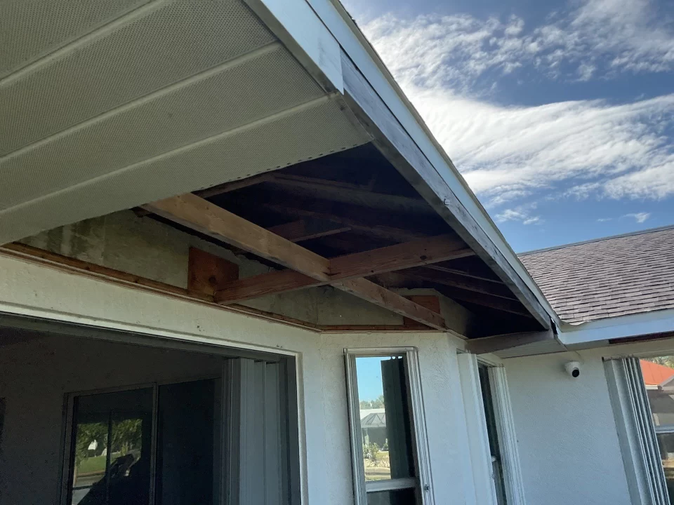 White Fascia and soffit Gutters - Cape Coral, FL